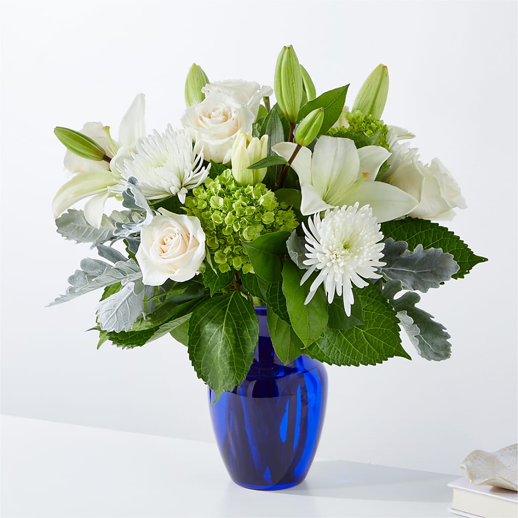 Snowy Dreams Bouquet – BLOOM & CO, Gulfport FL