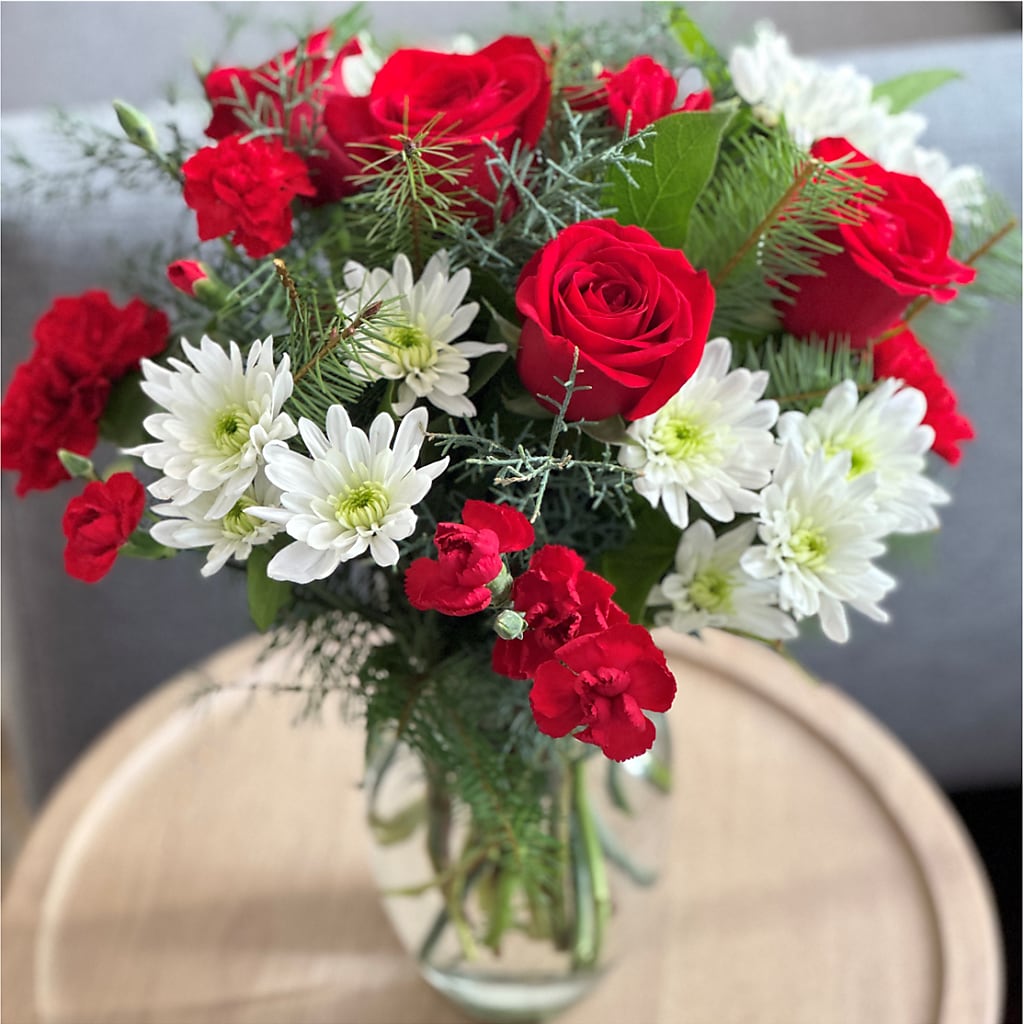 Seasonal Magic Bouquet – BLOOM & CO, Gulfport FL