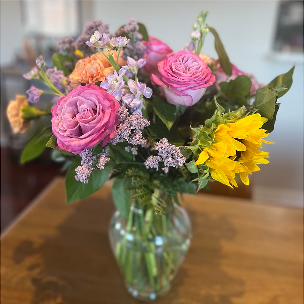 Yellow Brick Road Bouquet – BLOOM & CO, Gulfport FL