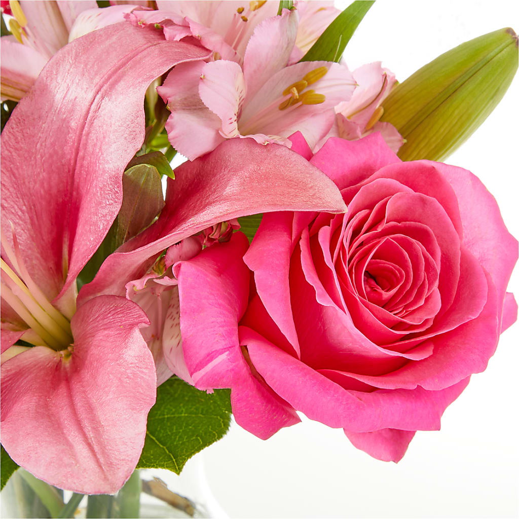 Lots of Love Bouquet – BLOOM & CO, Gulfport FL