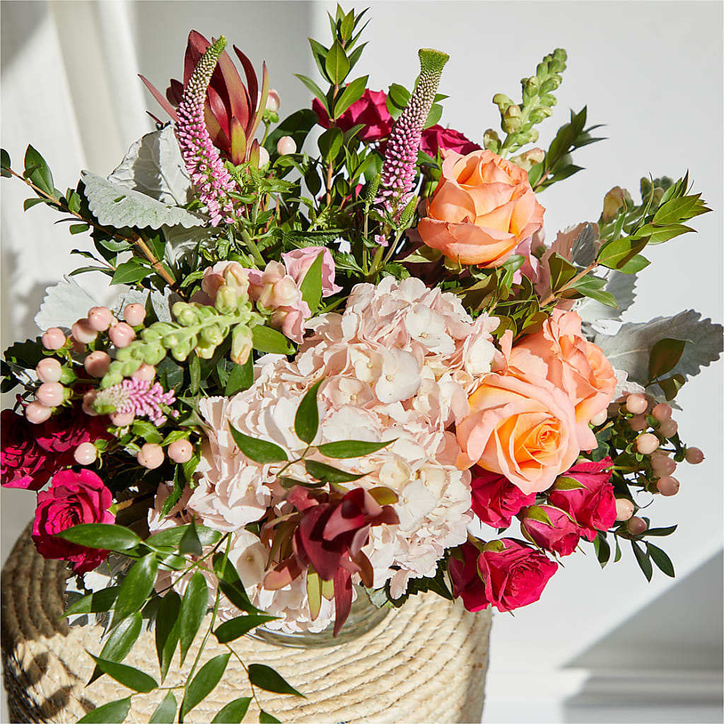 Glitz & Glam Bouquet – BLOOM & CO, Gulfport FL